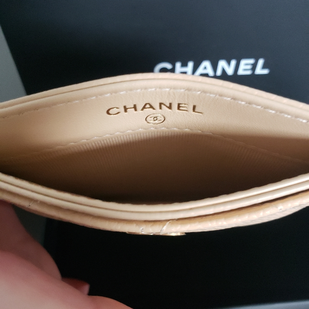 Chanel Beige Clair Classic Cardholder - Picture 8 of 14